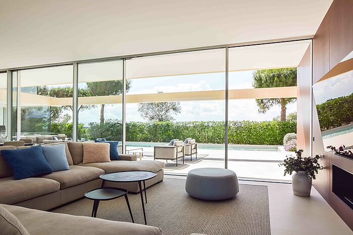 Impresionante villa de diseño en el Golf de Peralada