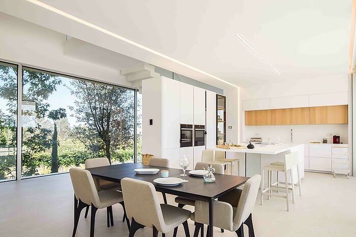 Impresionante villa de diseño en el Golf de Peralada